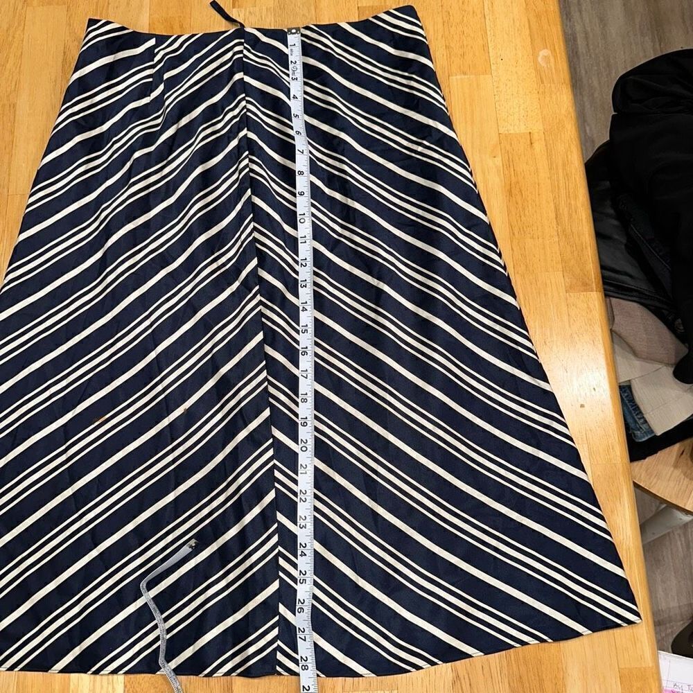Vintage Pendleton 100% Silk Chevron Midi Skirt Women’s 12 Timeless Preppy - Picture 12 of 13